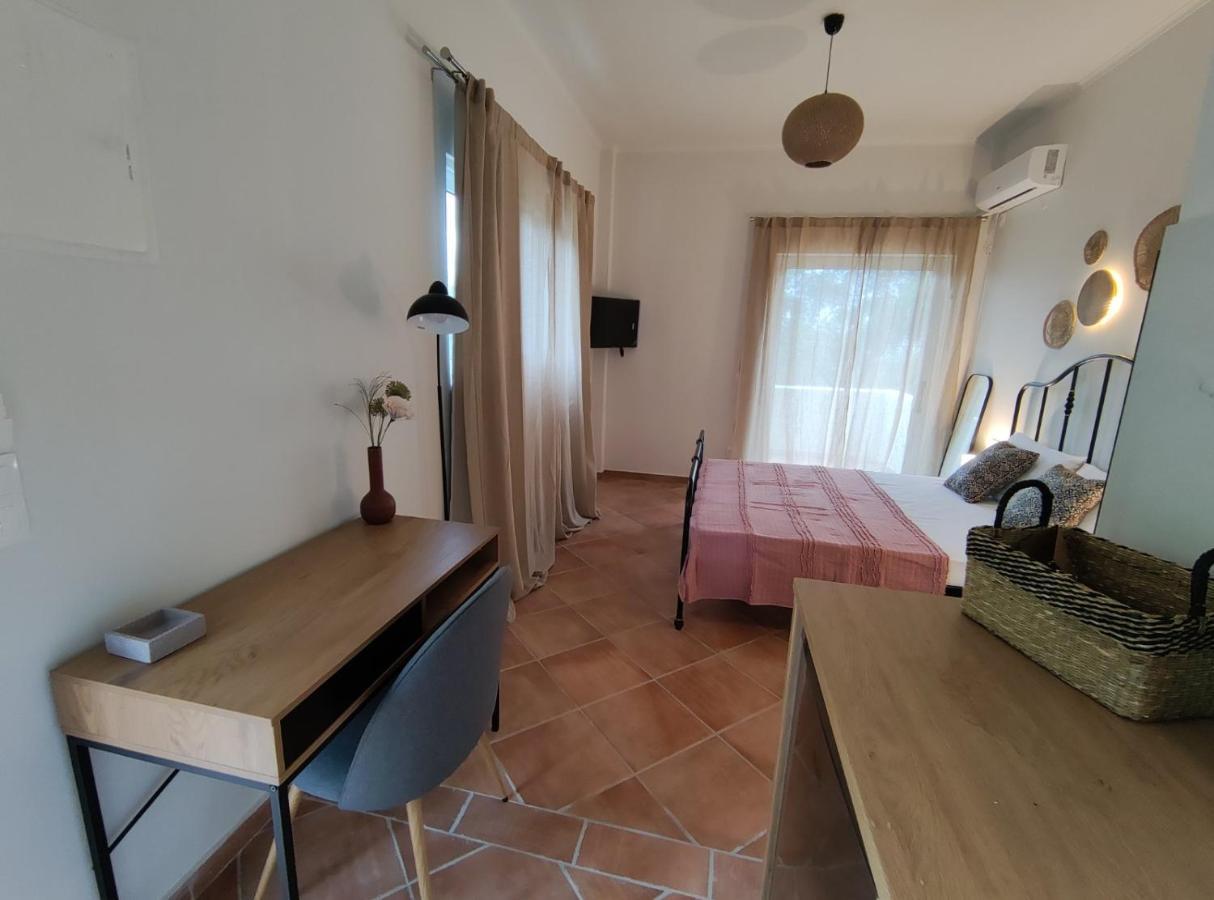 Coritos Apartments 2 Corfu 콘토칼리 외부 사진